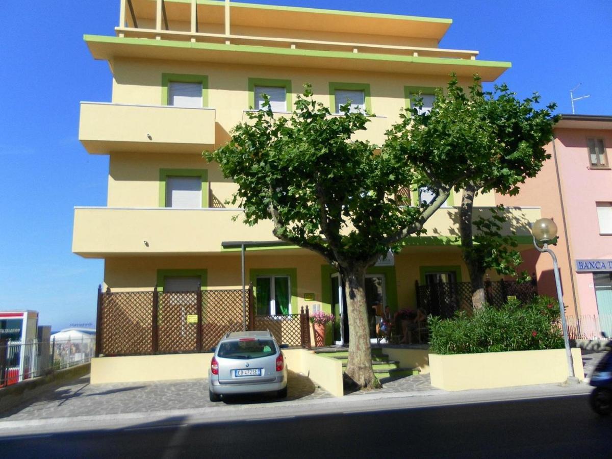 Residence Buena Vista Rimini Esterno foto